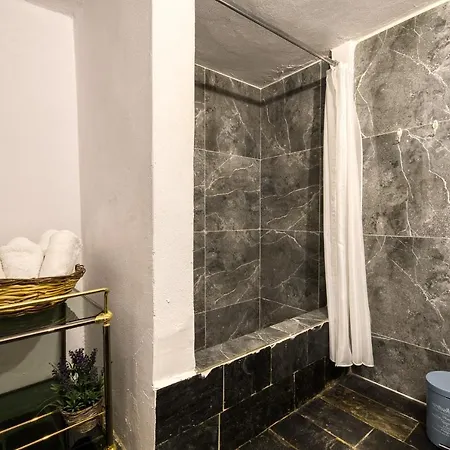 アパートホテル Mascot Boutique