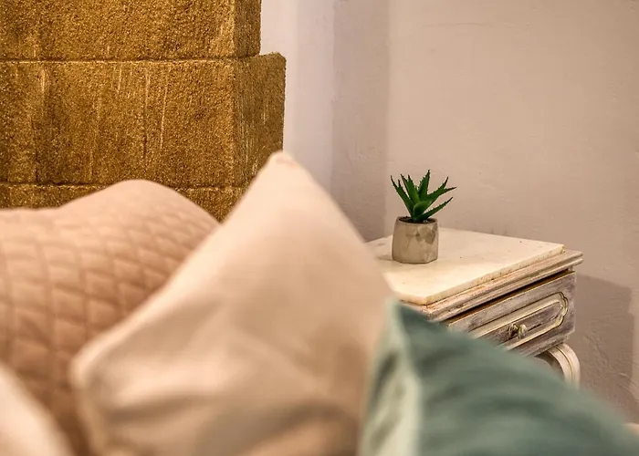 Ξενοδοχείο με διαμερίσματα Mascot Boutique Rhodes City