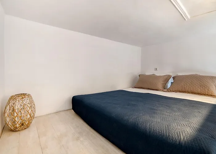 Ξενοδοχείο με διαμερίσματα Mascot Boutique 4*